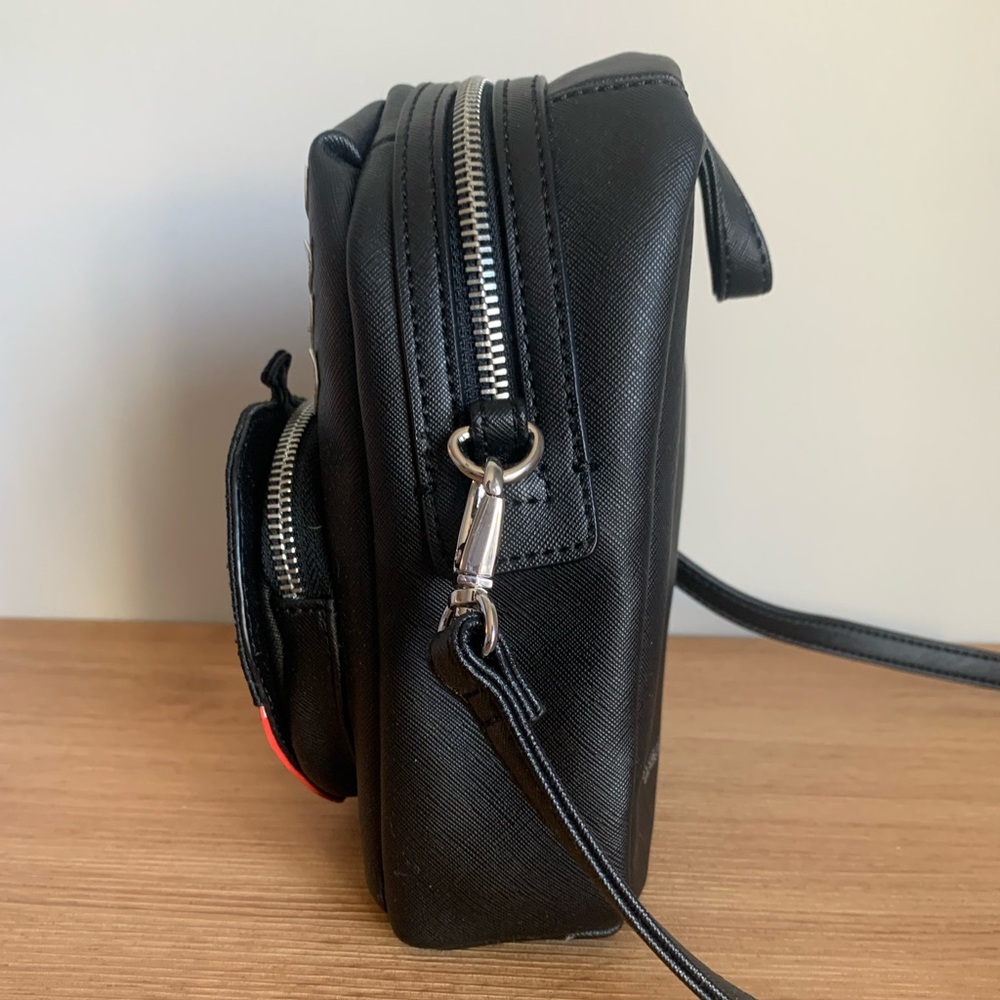 NWOT! Danielle Nicole ‘One Bite’ Crossbody Bag 🍎💀 - Picture 8 of 13